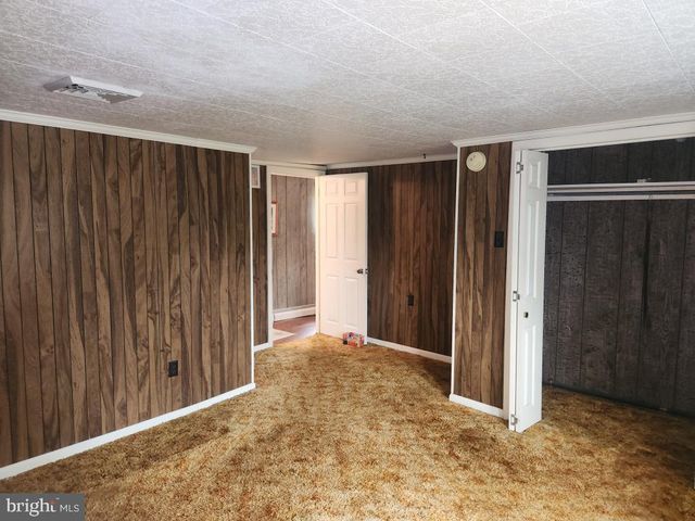 1242 BRENEMAN RD, Manheim, PA 17545