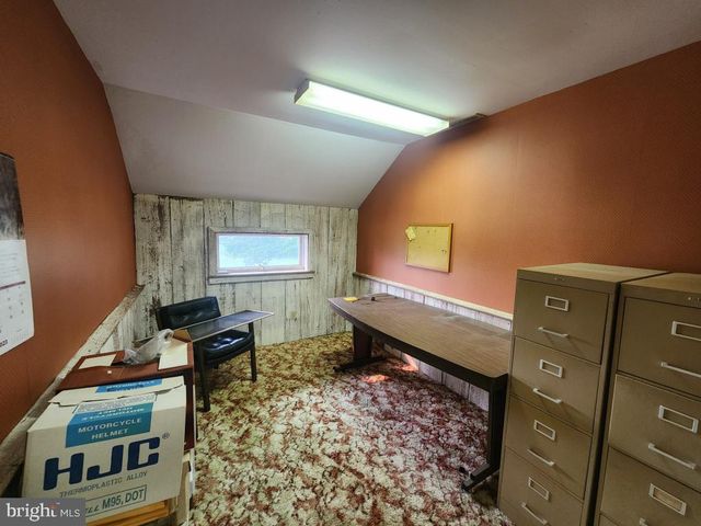 1242 BRENEMAN RD, Manheim, PA 17545
