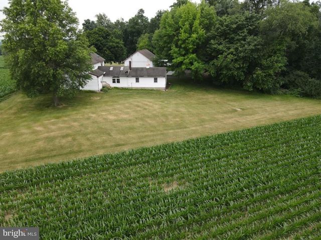 1242 BRENEMAN RD, Manheim, PA 17545