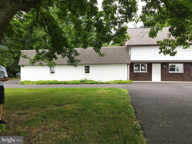1242 BRENEMAN RD, Manheim, PA 17545