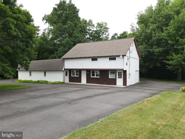1242 BRENEMAN RD, Manheim, PA 17545