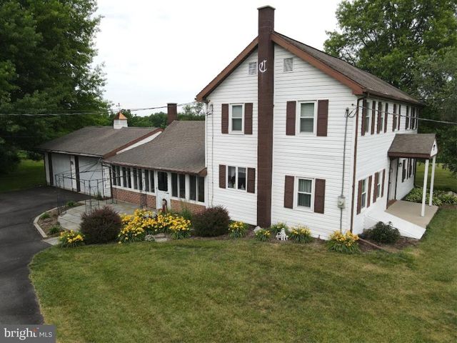 1242 BRENEMAN RD, Manheim, PA 17545