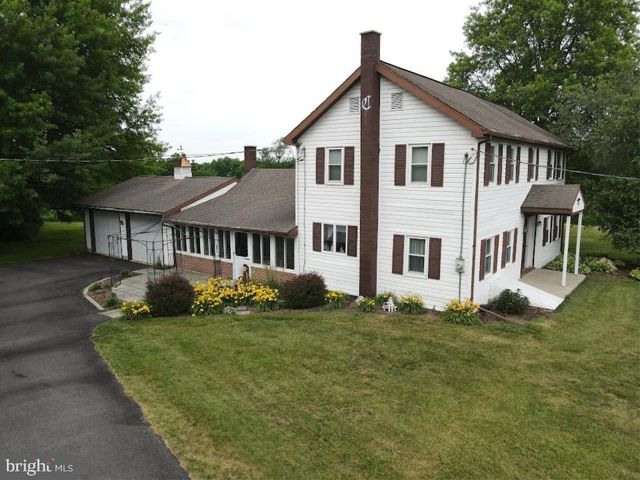 1242 BRENEMAN RD, Manheim, PA 17545