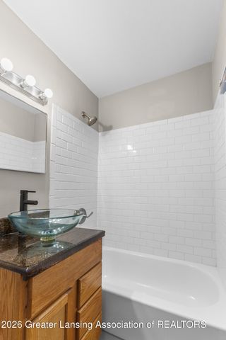 613 Tisdale Avenue, Lansing, MI 48910