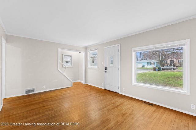 613 Tisdale Avenue, Lansing, MI 48910