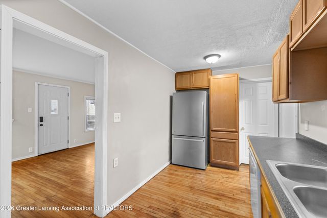 613 Tisdale Avenue, Lansing, MI 48910