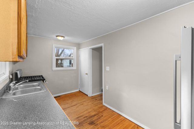 613 Tisdale Avenue, Lansing, MI 48910