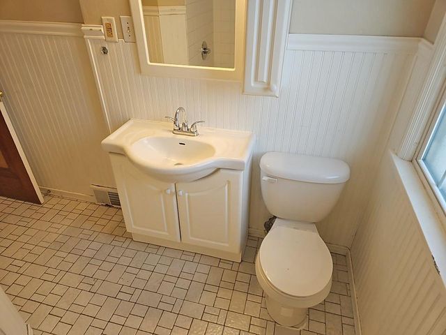 181 Annapolis Street E, Saint Paul, MN 55118