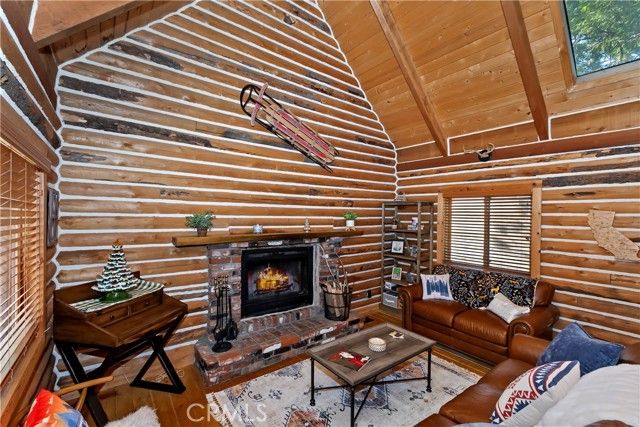 788 Buckingham Square, Lake Arrowhead, CA 92352