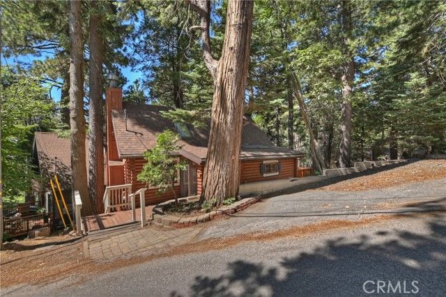 788 Buckingham Square, Lake Arrowhead, CA 92352