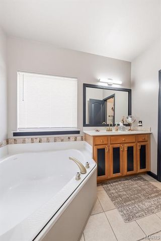 323 San Marco Way, St Peters, MO 63304