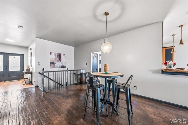 323 San Marco Way, St Peters, MO 63304