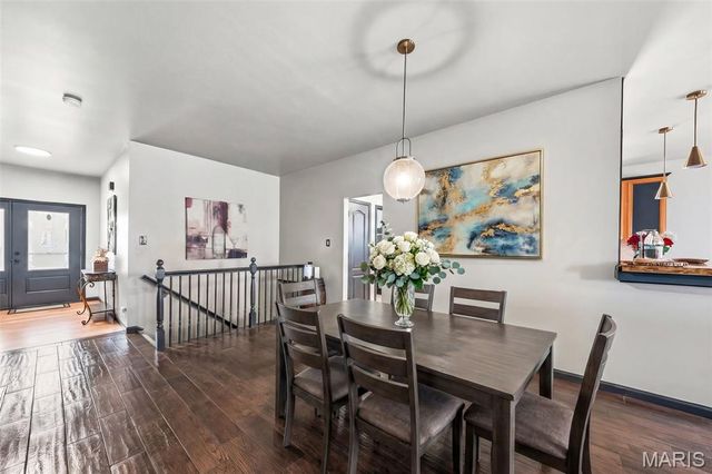 323 San Marco Way, St Peters, MO 63304