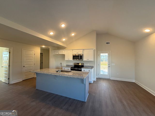 150 Womack Road S, Portal, GA 30450