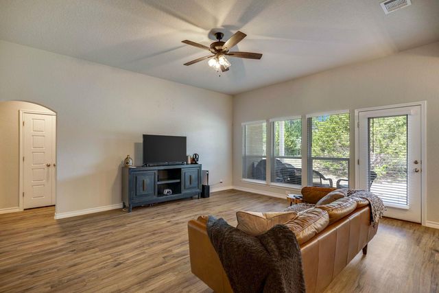 128 Frank Jones, Blanco, TX 78606