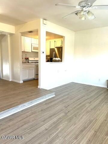 38710 E 10th Street Apt 12, Palmdale, CA 93550