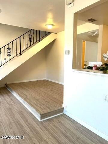 38710 E 10th Street Apt 12, Palmdale, CA 93550