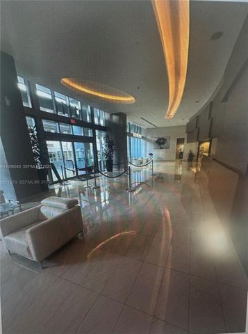 1111 SW 1 2616, Miami, FL 33130