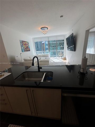 1111 SW 1 2616, Miami, FL 33130