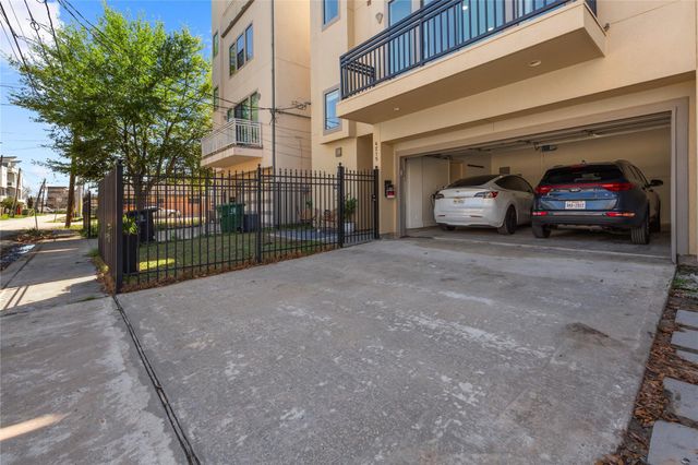 4215 Lillian Street, Houston, TX 77007