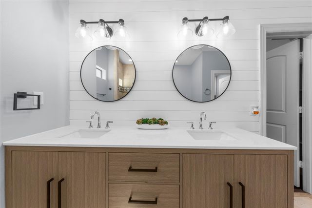 4215 Lillian Street, Houston, TX 77007