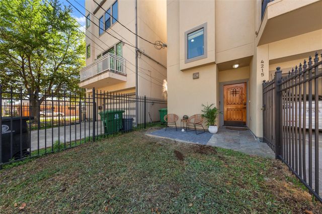 4215 Lillian Street, Houston, TX 77007