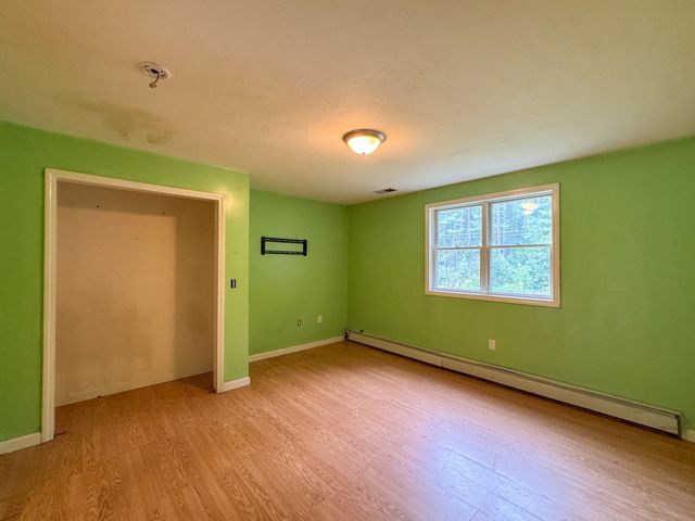 66 S Harbor Rd, Townsend, MA 01469