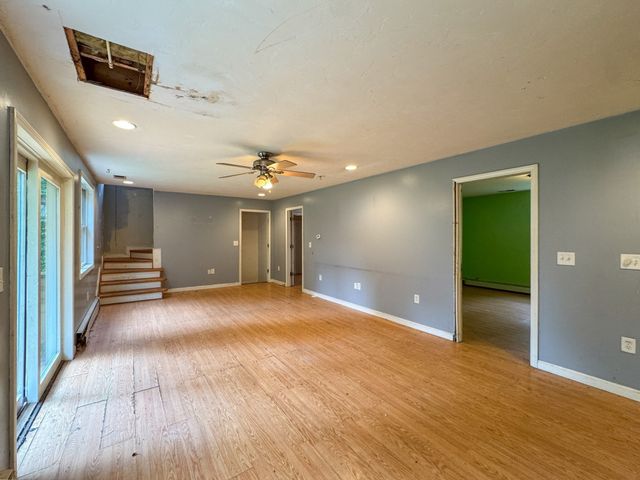 66 S Harbor Rd, Townsend, MA 01469