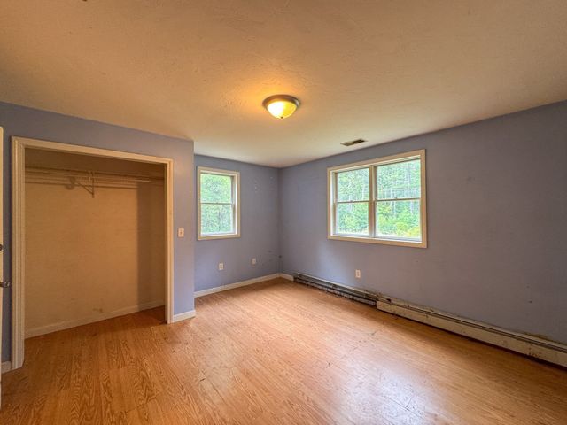 66 S Harbor Rd, Townsend, MA 01469