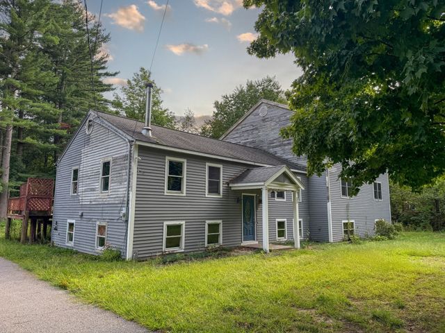 66 S Harbor Rd, Townsend, MA 01469