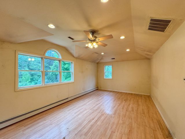 66 S Harbor Rd, Townsend, MA 01469