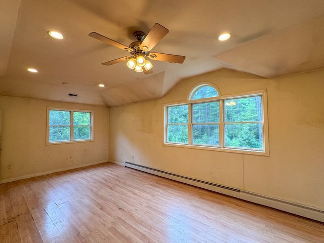 66 S Harbor Rd, Townsend, MA 01469