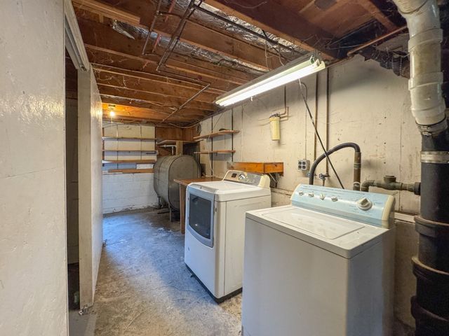 66 S Harbor Rd, Townsend, MA 01469