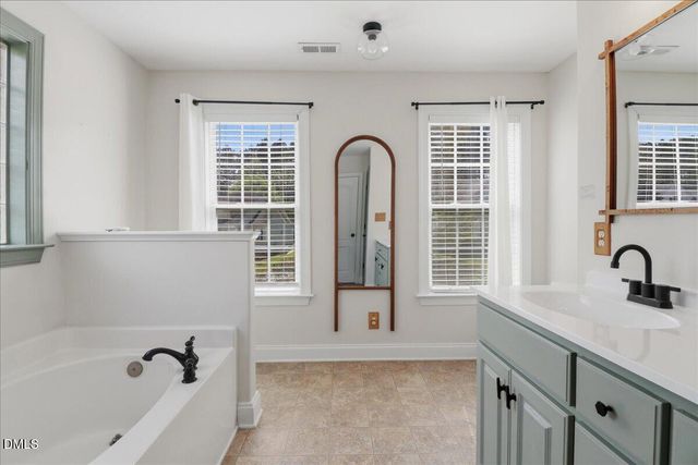 67 E Trafalgar Court, Clayton, NC 27520