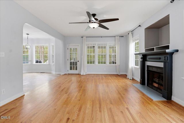 67 E Trafalgar Court, Clayton, NC 27520