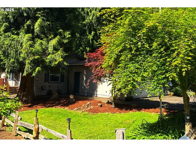 32700 Se LEEWOOD Ln 102, Boring, OR 97009