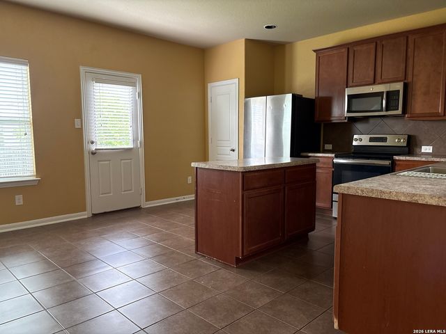 1810 Golden Maple, San Antonio, TX 78245