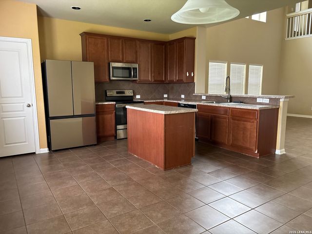 1810 Golden Maple, San Antonio, TX 78245