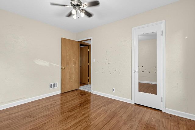 5425 W Lincoln Creek DRIVE, Milwaukee, WI 53218