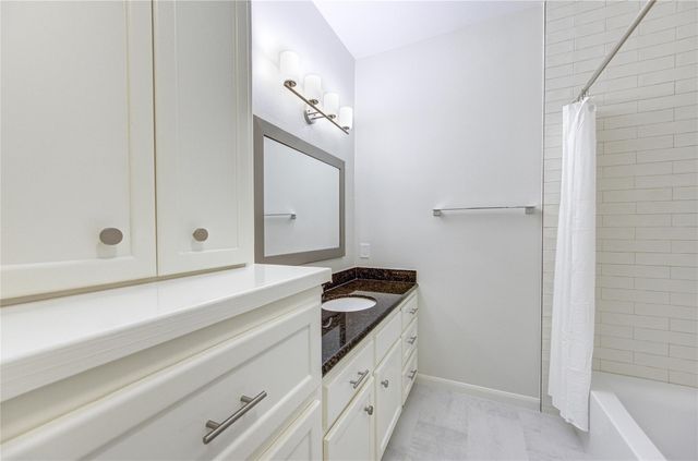 14207 Stokesmount Drive, Houston, TX 77077