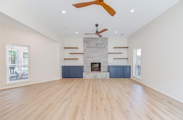 14207 Stokesmount Drive, Houston, TX 77077
