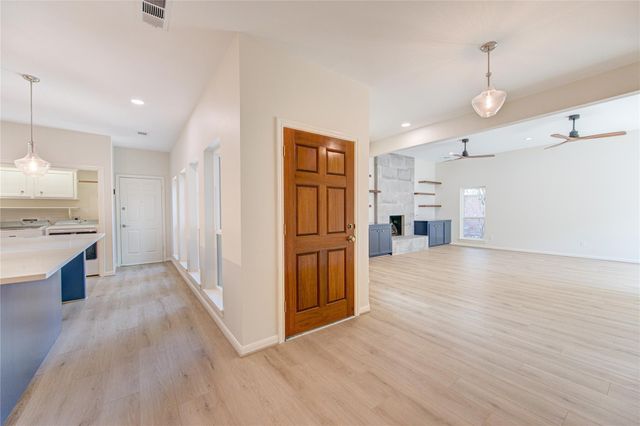 14207 Stokesmount Drive, Houston, TX 77077