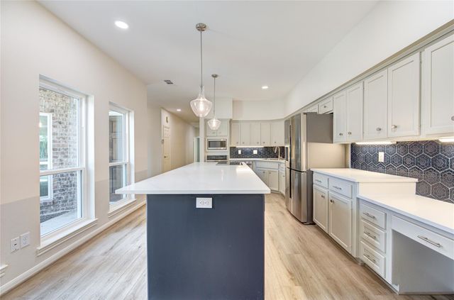 14207 Stokesmount Drive, Houston, TX 77077