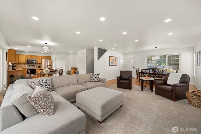 11415 210th Avenue Ct E, Bonney Lake, WA 98391