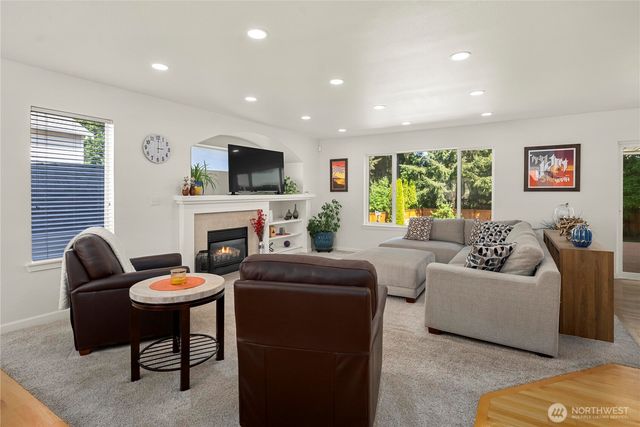 11415 210th Avenue Ct E, Bonney Lake, WA 98391