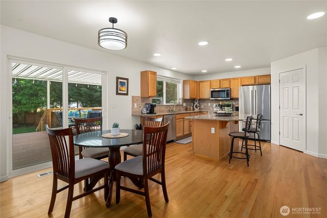 11415 210th Avenue Ct E, Bonney Lake, WA 98391