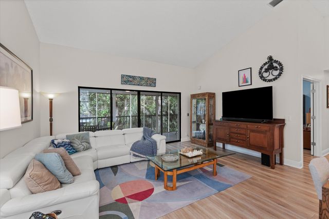 7665 Lexington Club Boulevard C, Delray Beach, FL 33446
