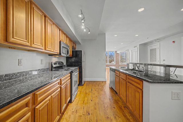 123 S Court Ave Apt 501, Memphis, TN 38103