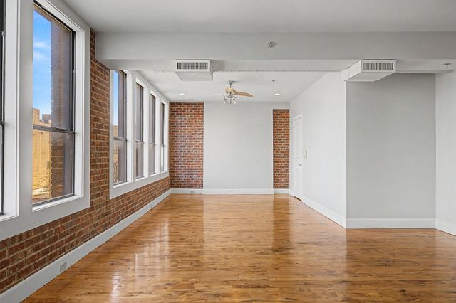 123 S Court Ave Apt 501, Memphis, TN 38103