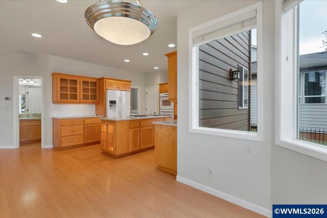 2737 Fillmore Av NW, Salem, OR 97304